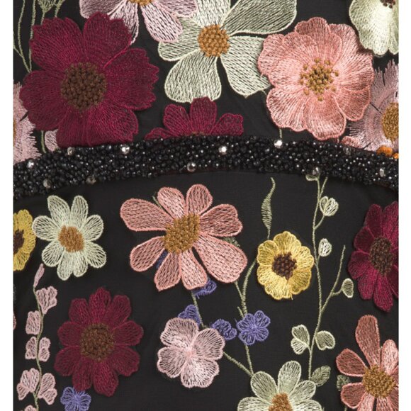 MAC DUGGAL Long Sleeve 3d Floral Gown - Picture 4 of 4